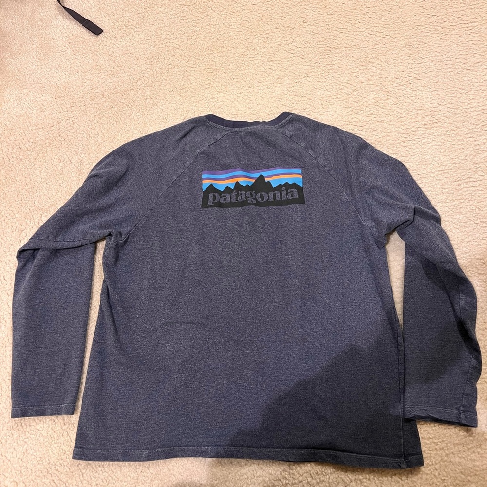 Patagonia long sleeve shirt
